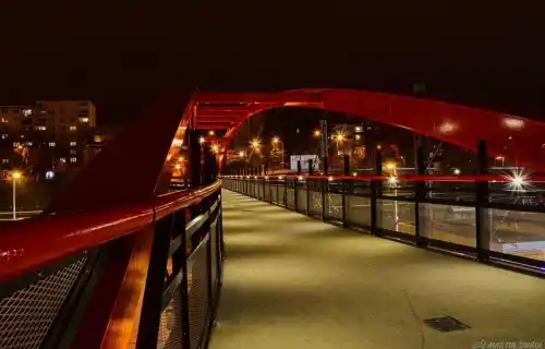 Footbridge over Karlovy Vary Train Station
